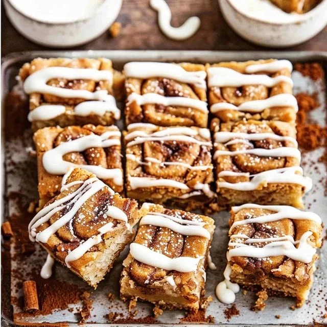 easy cottage cheese cinnamon roll blondies recipe 2 Easy Cinnamon Roll Blondies