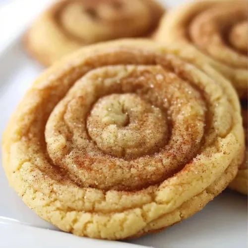 Delicious cinnamon swirl cookies with a buttery texture and cinnamon swirl filling